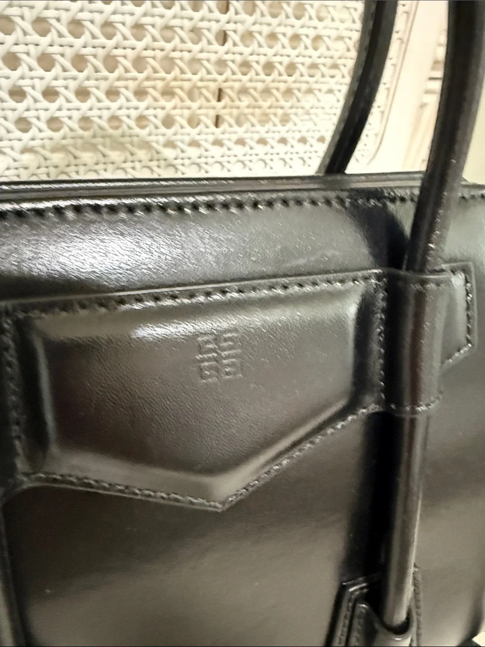 Givenchy Black Leather Padlock purse with Detachable Strap